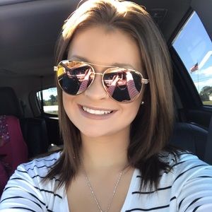 Meet your Posher, Nikki